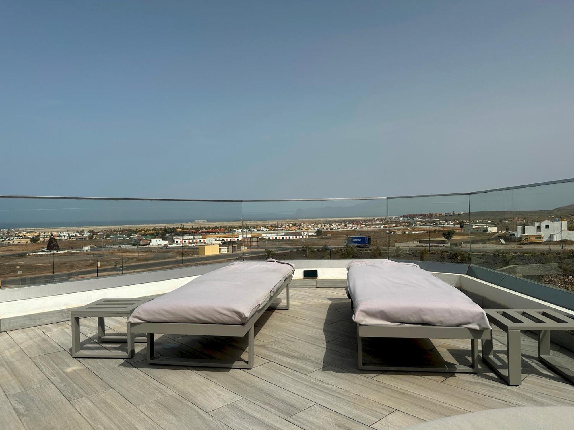 Villa Poseidon Corralejo With Private Heated Pool, Sauna And Stunning Volcano Views By Amazzzing Travel מראה חיצוני תמונה