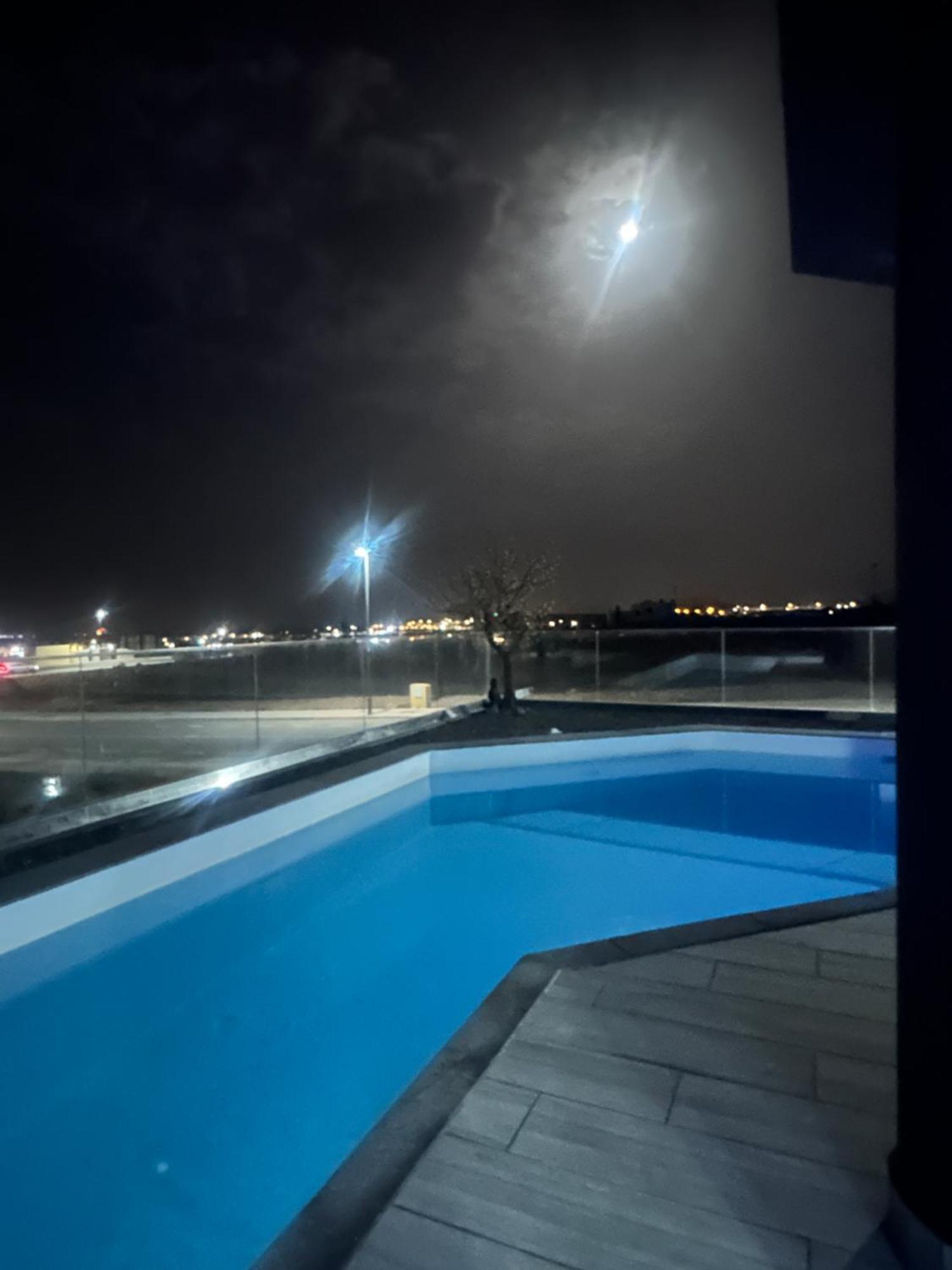 Villa Poseidon Corralejo With Private Heated Pool, Sauna And Stunning Volcano Views By Amazzzing Travel מראה חיצוני תמונה